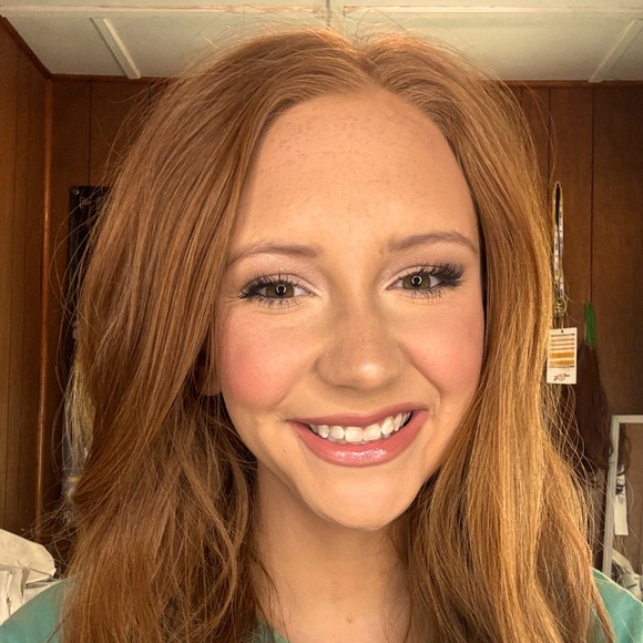 Meet your Posher, Riley - Picture 1 of 1